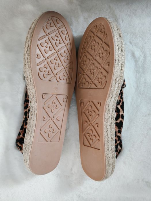 Nowe espadryle w panterkę rozmiar 45 wkładka 28,5 cm