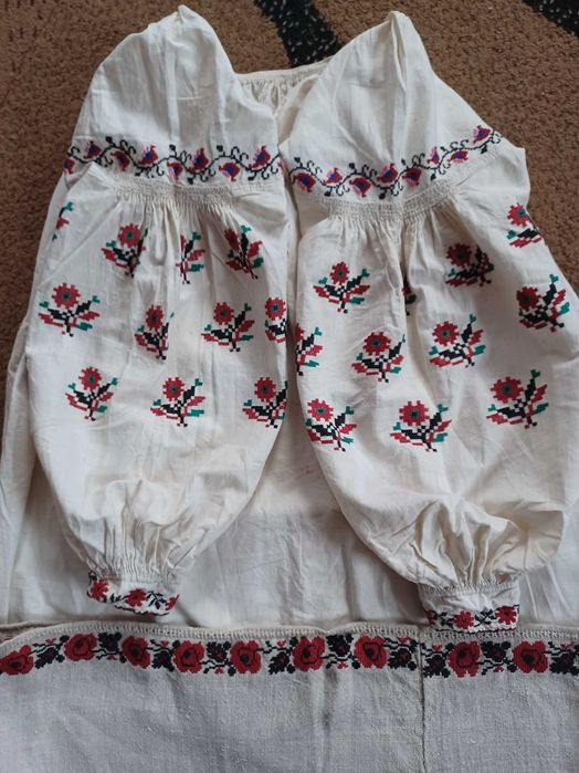 Старовинна вишиванка