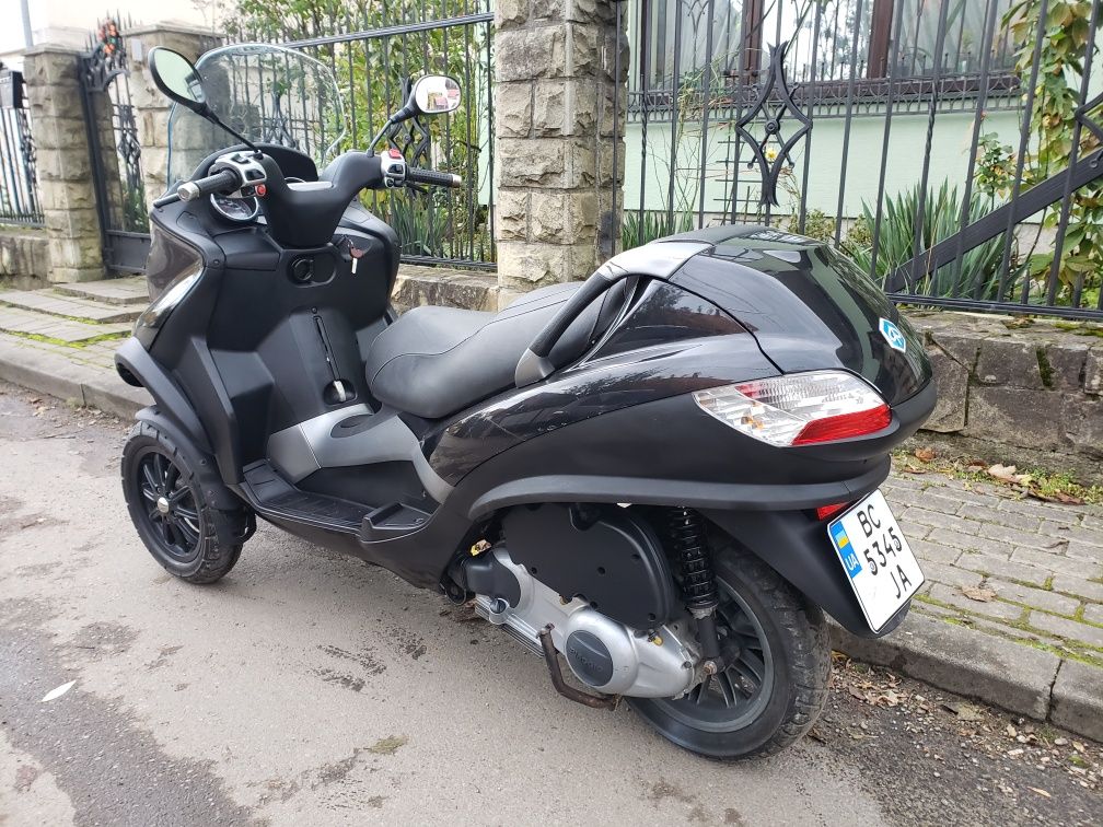 Скутер Piaggio Mp3 125cc