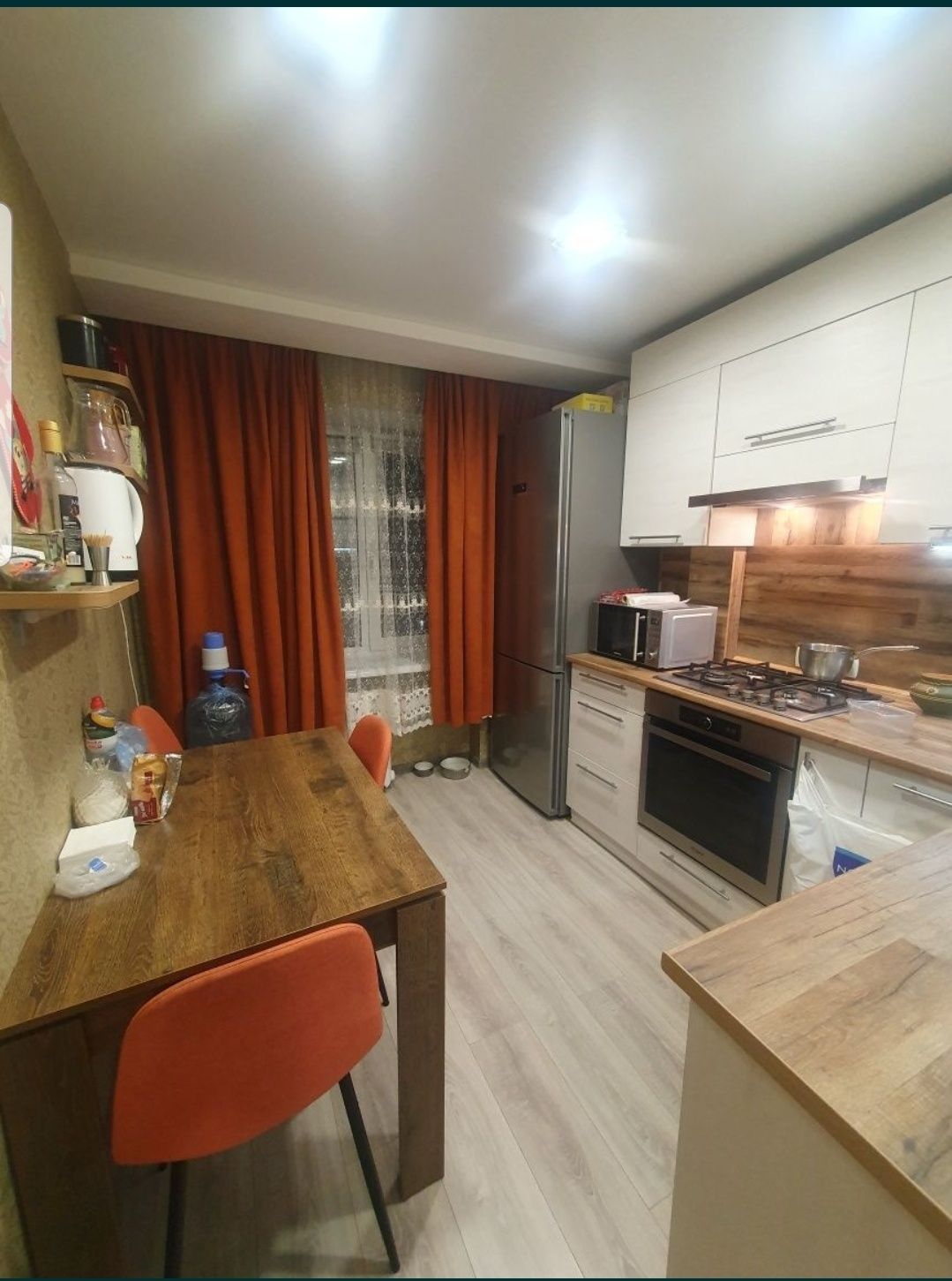 Продам або сдам 2 кімнатну квартиру в центрі міста