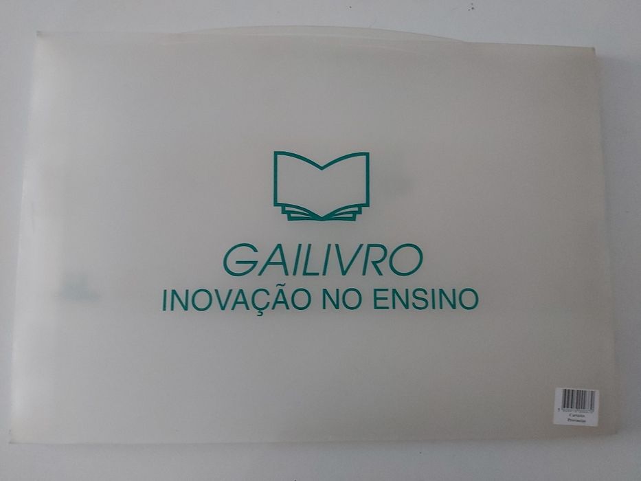 Cartazes das regiões/províncias portuguesas e ilhas