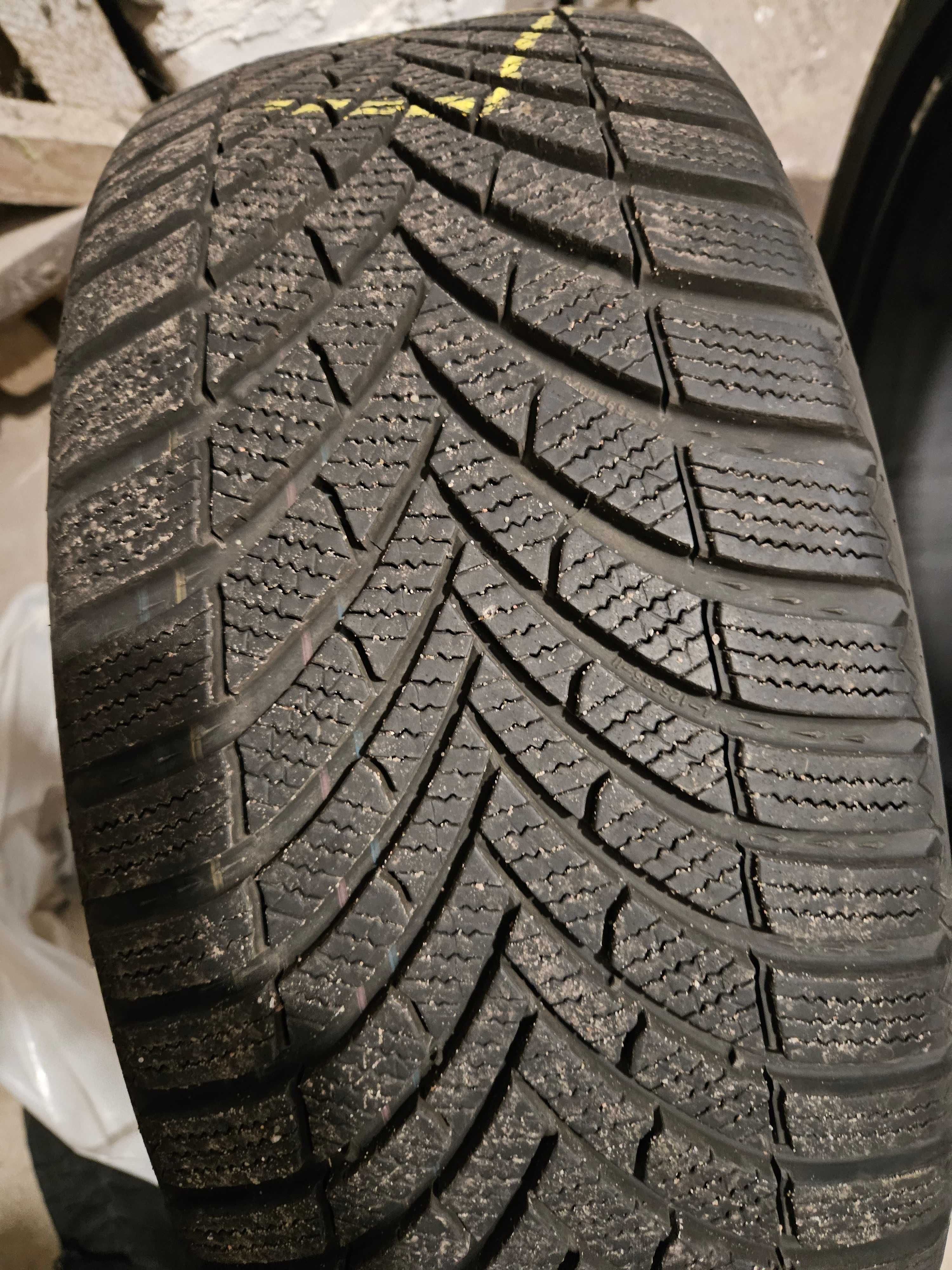 Opony zimowe Semperit Speed Grip 225/45/17