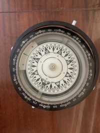 Судовой магнитный компас