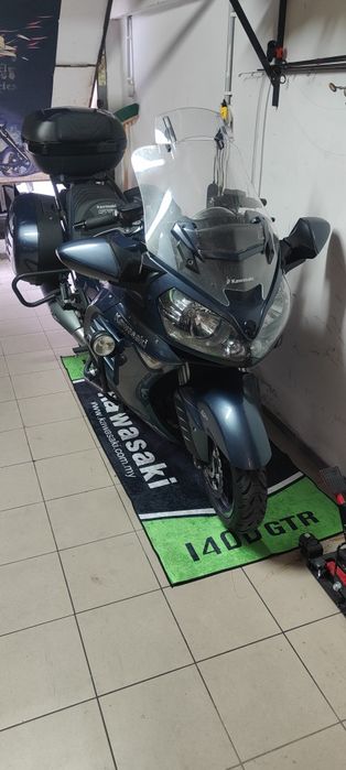 Sprzedam Kawasaki GTR 1400 polski salon przebieg 17200 km