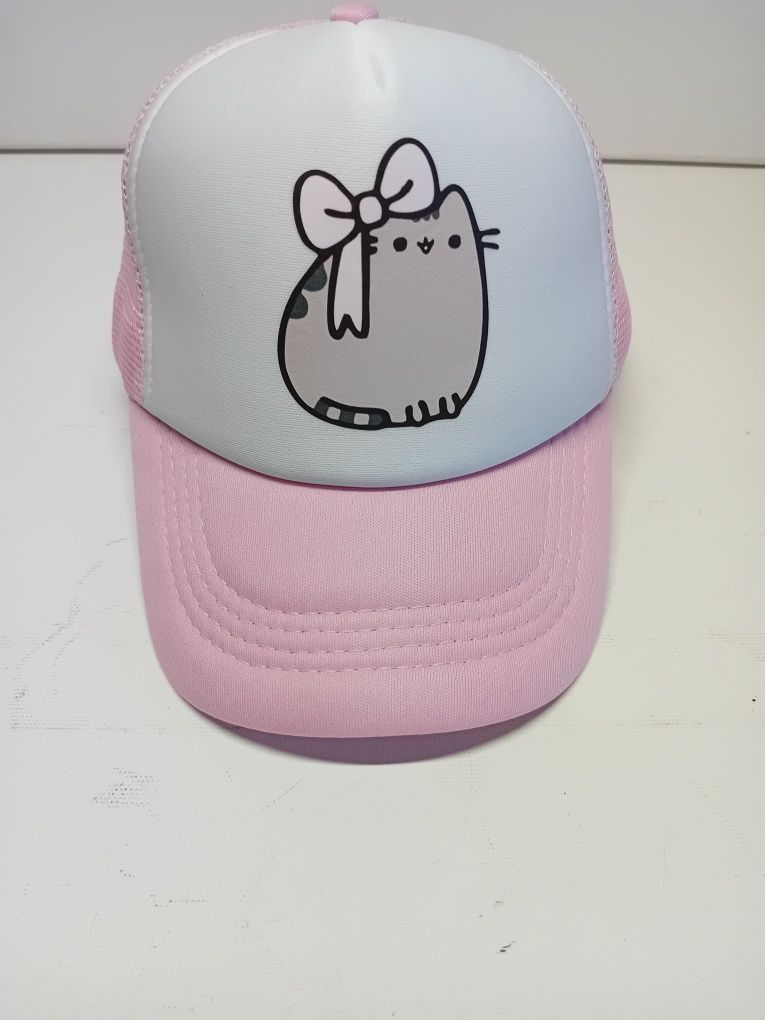 Czapka Pusheen daszkiem