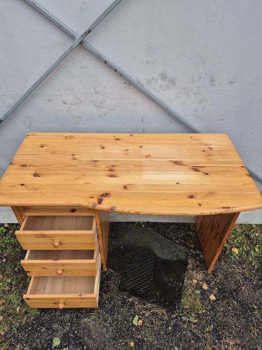 Biurko sosnowe lite drzewo