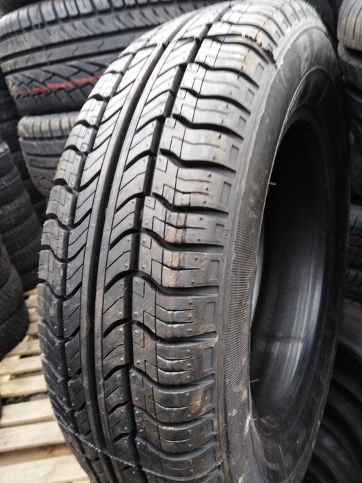 Opona bieżnikowana 145/70 R13 B 3000