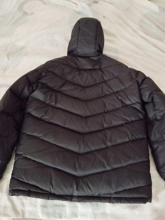 Пуховик 52-54 р. зимова куртка чоловіча чорна тепла парка бу