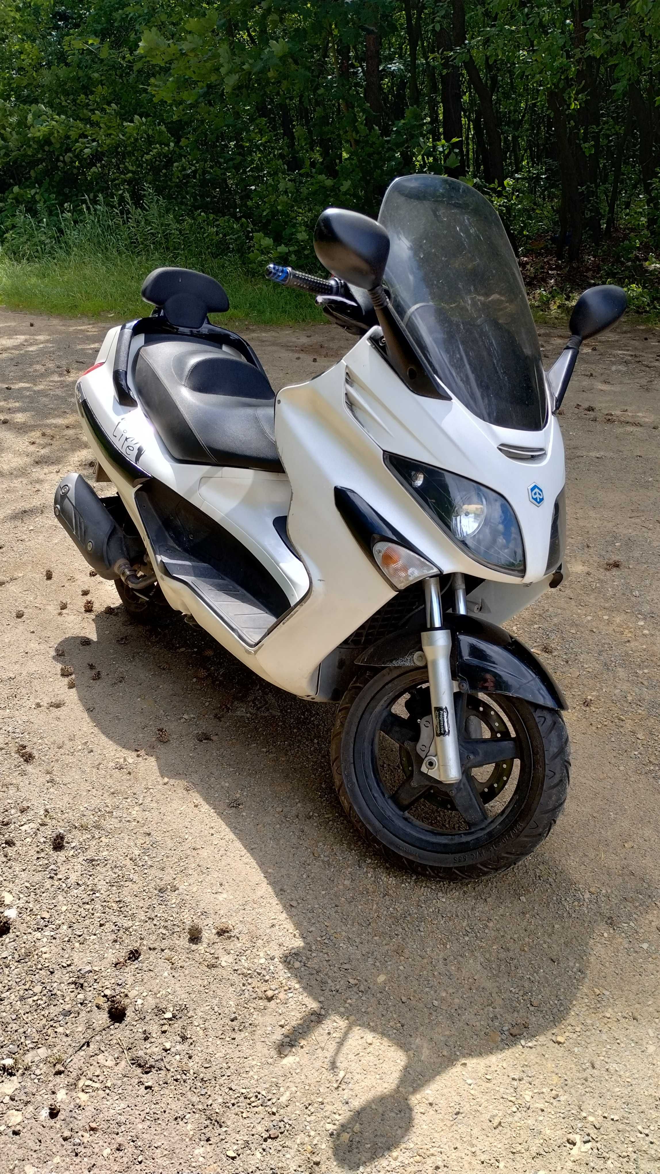 Piaggio Xevo 125, 2012 r, 52 tys przebiegu, WRC.