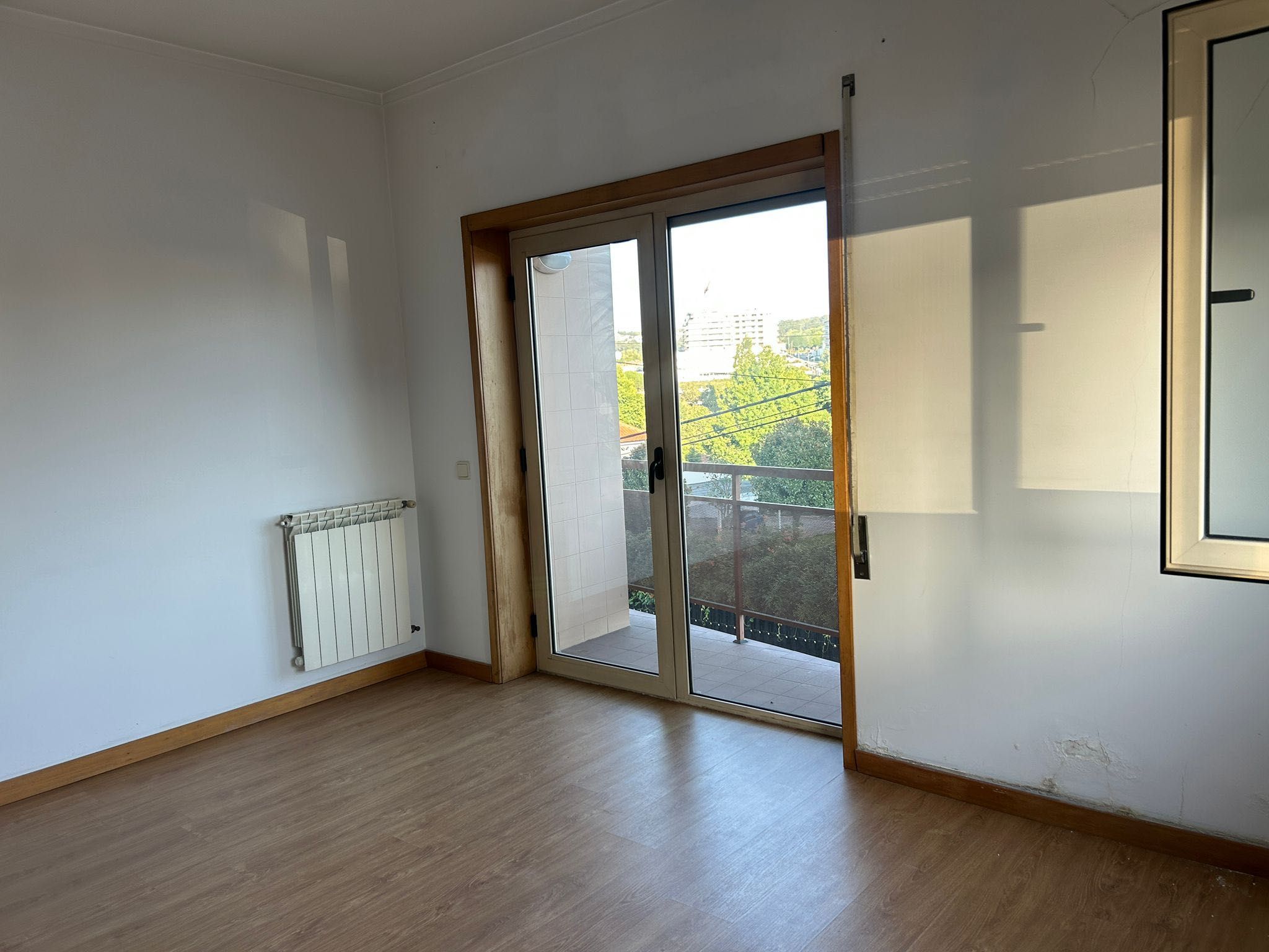 Apartamento T3 c/ garagem centro da cidade de Paredes