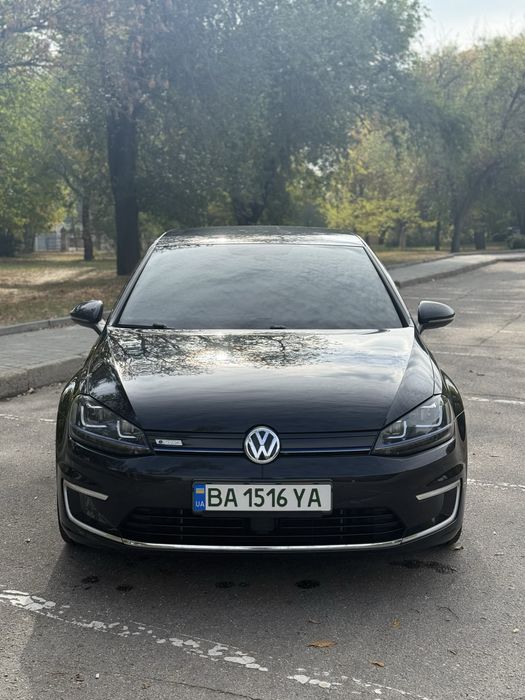 Продам volkswagen e-golf 24kwt