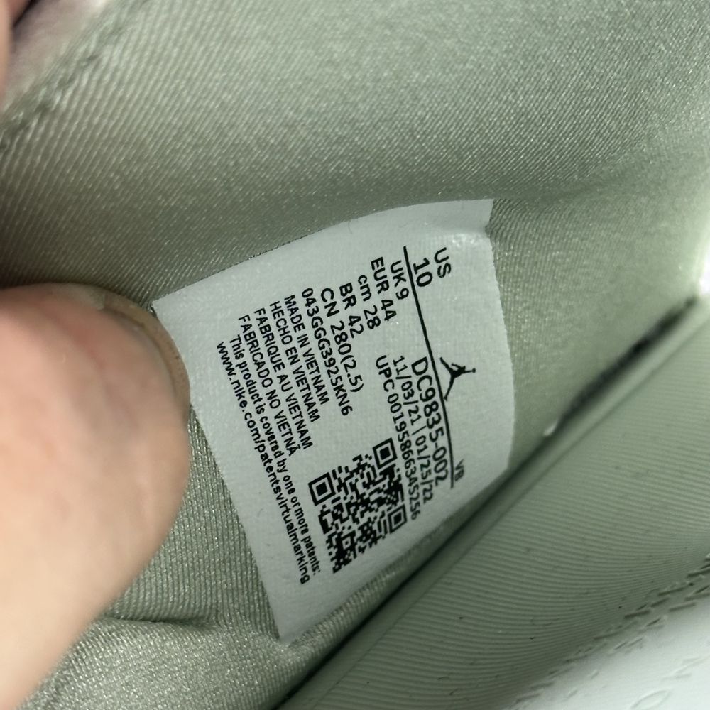 Чоловічі слайдери Jordan Jordan Play Slide DC9835-002 тапки, капці