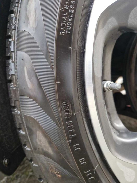 Felgi koła z oponami do mercedesa glc 235/55r19