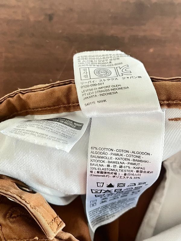 Calças Levis Chino Castanhas – Homem – Tamanho 33x34
