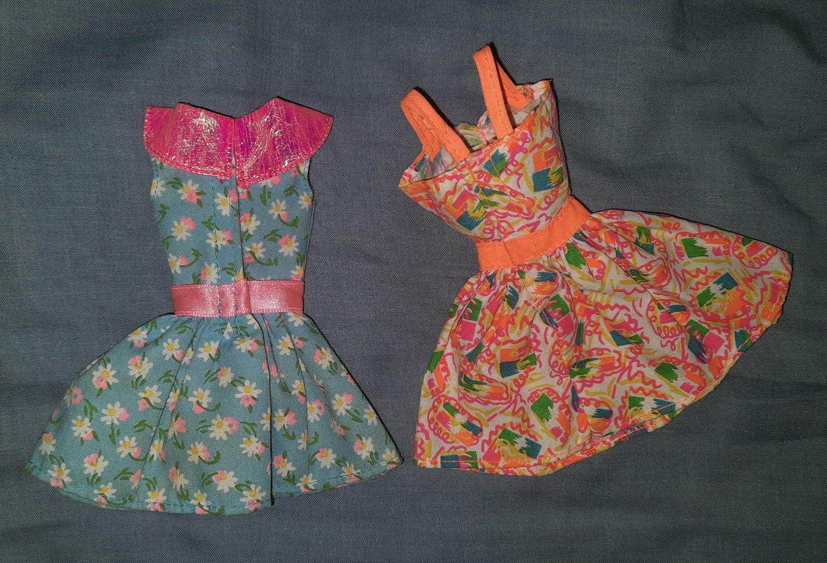 Sukienki dla lalek barbie z lat 90/lalka/akcesoria/barbi