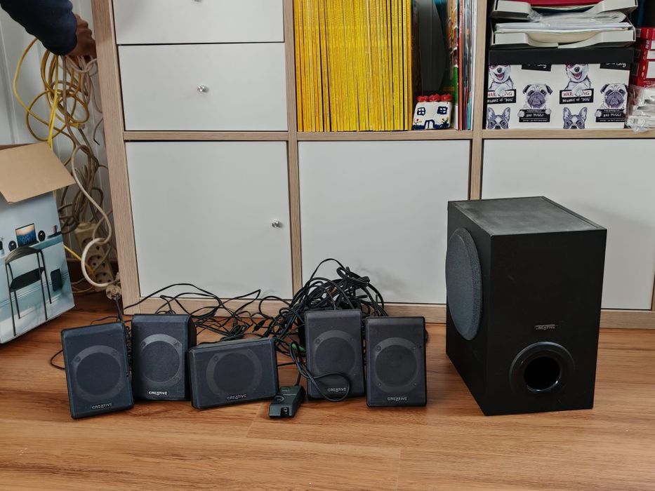 Colunas de som creative 5.1