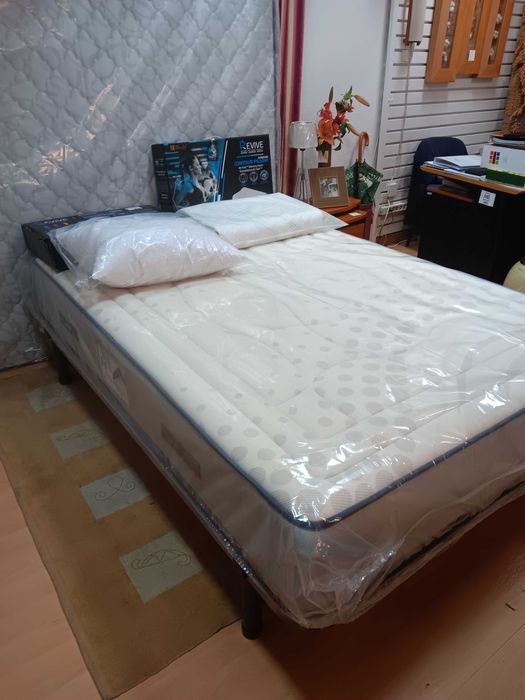 Colchão casal Viscoelástico 29 cm altura, NOVO