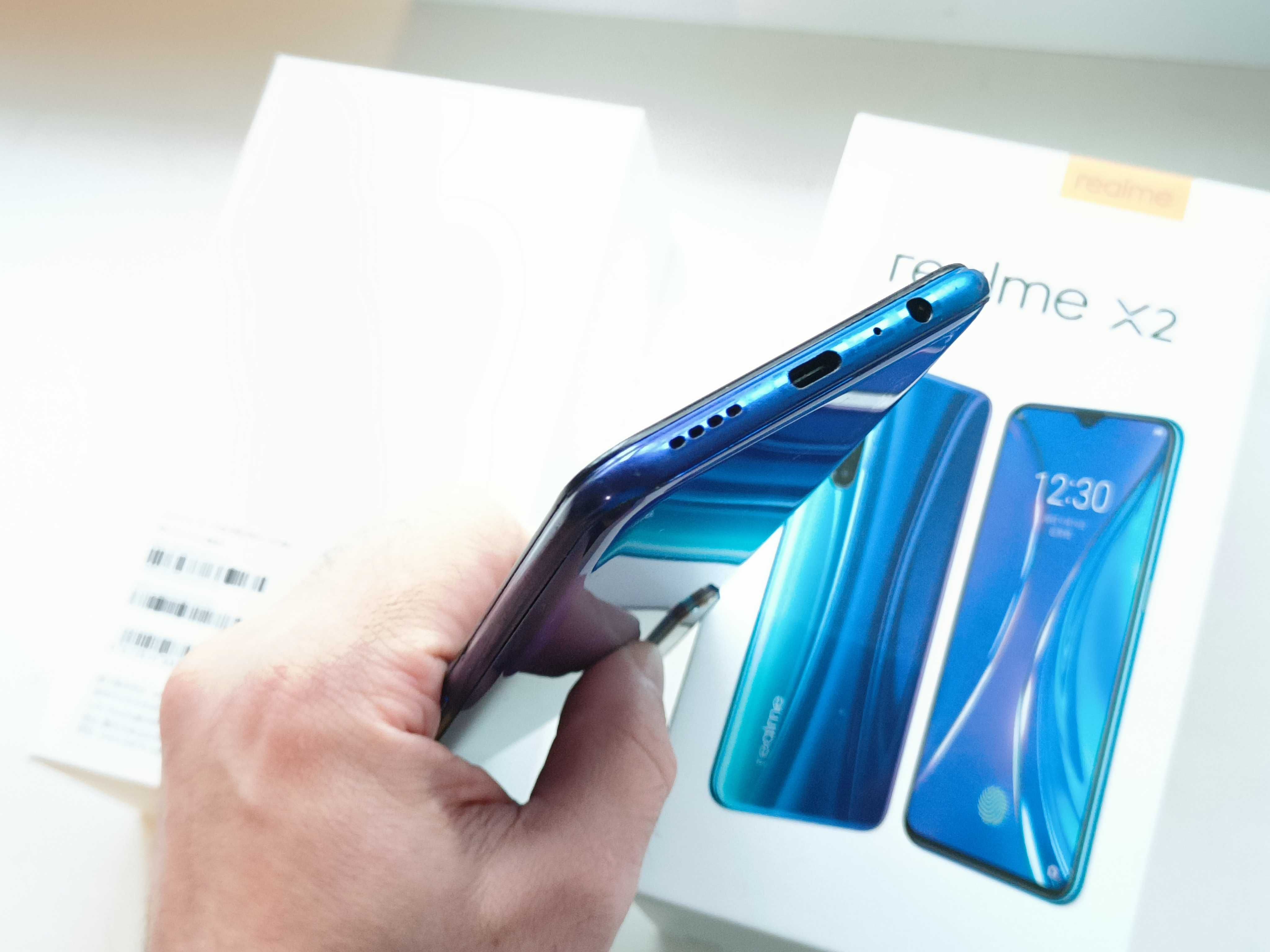 Realme X2 6Gb 64Gb, Snapdragon 730G, NFC, Amoled