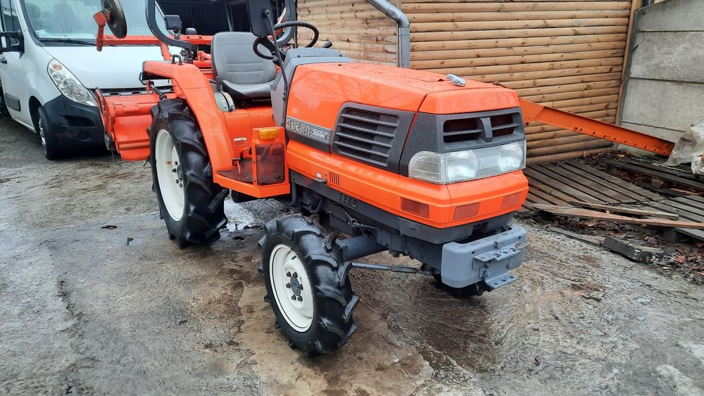 Трактор японський KUBOTA GL-220 . Ідеальний стан. СВІЖОПРИВЕЗЕНИЙ.