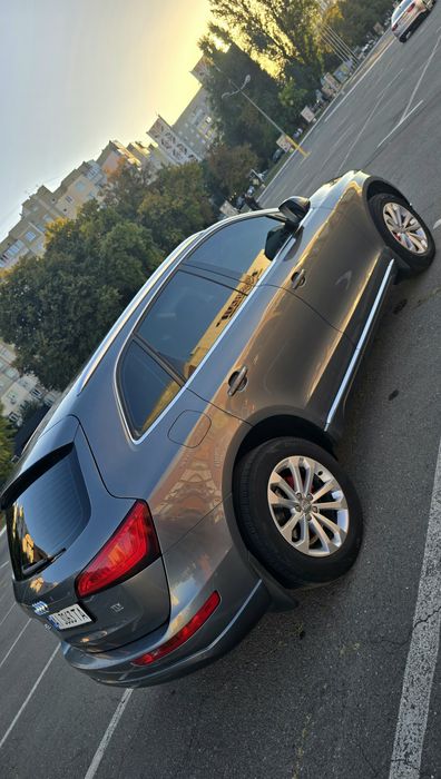 Офіційна Audi Q5