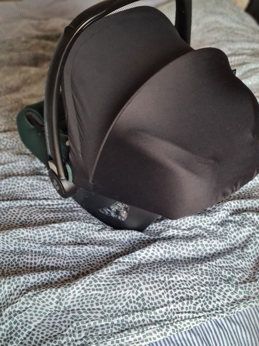 Cadeira Auto Maxi-Cosi para Bebé em ótimo estado