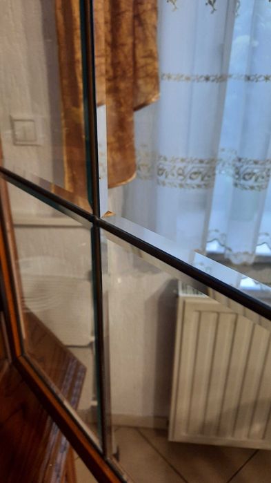 Kredens dębowy bardzo stary. Negocjacja ceny.