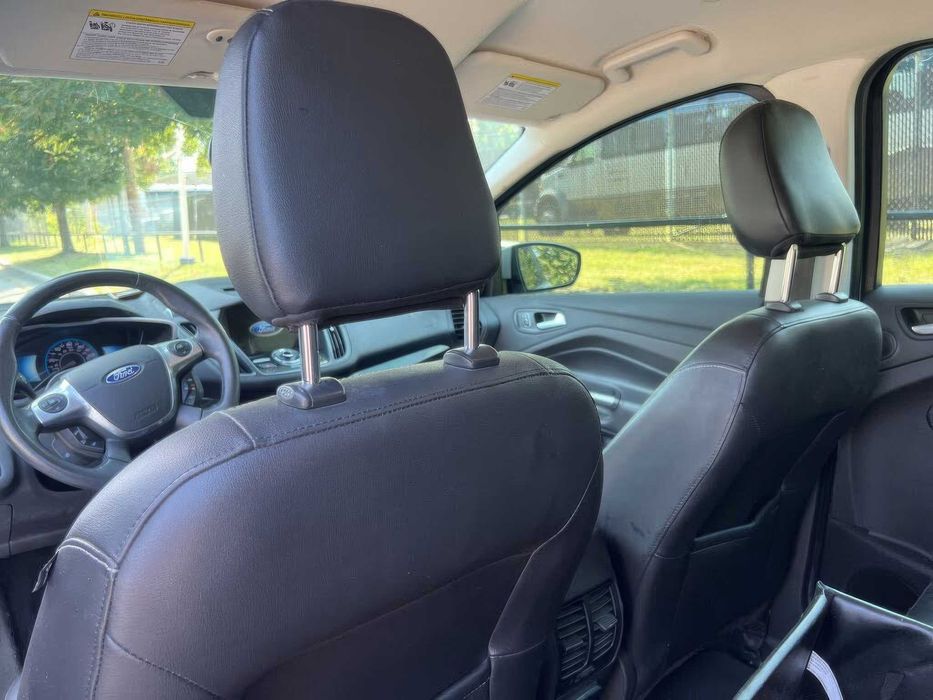 Ford C-Max Hybrid Titanium      2018