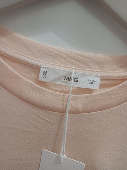 Koszulka bawełniana z nadrukiem w kwiaty