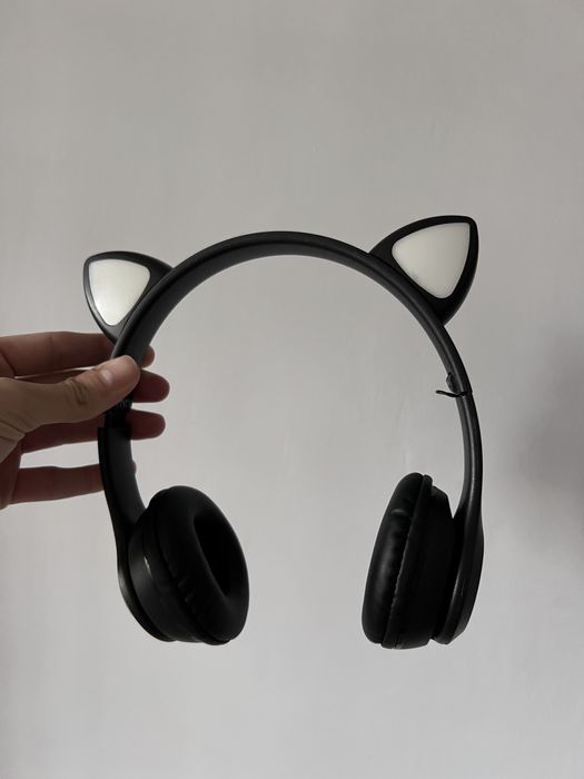 Навушники безпровідні