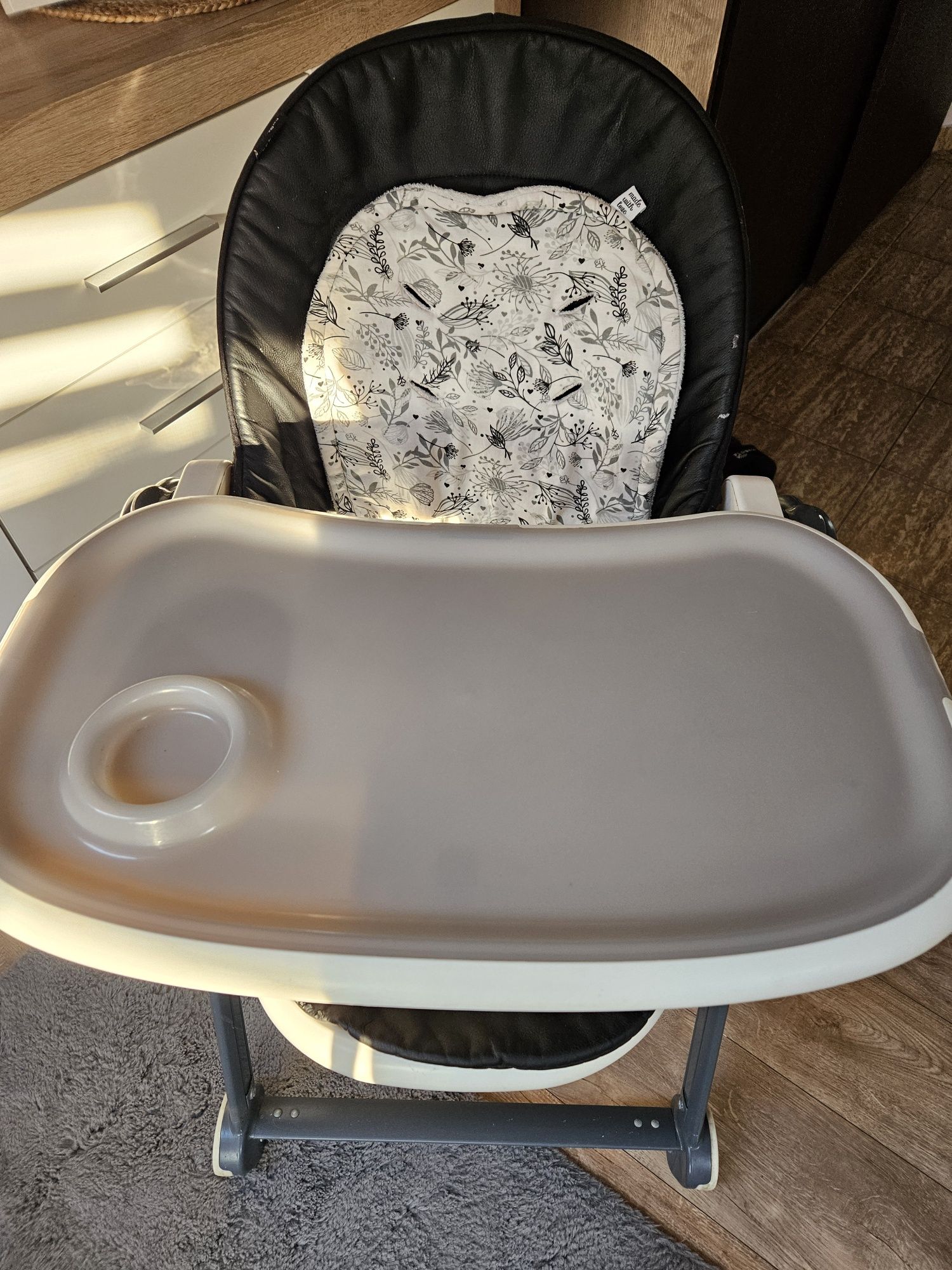 Krzesełko do karmienia Babydesign