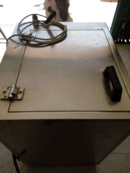 Polimerizadora Lavadora de Muflas Dentaria