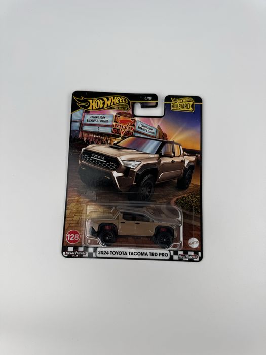 Hot Wheels Premium Boulevard 126-130 zestaw 5 aut, Mercedes, Toyota