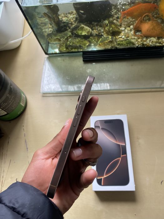 Iphone 16 Pro nao usado