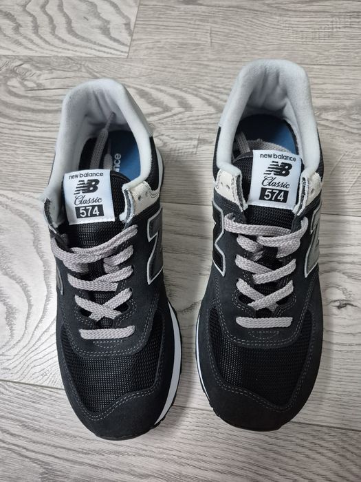 Nr 43 New Balance ML574EVB  czarny czarne używane 2 razy