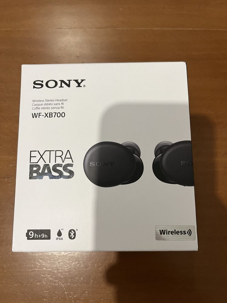 Fones Sony wf-xb700