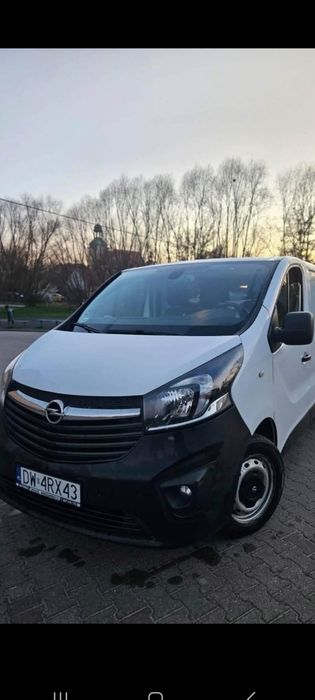 Opel vivaro zadbany