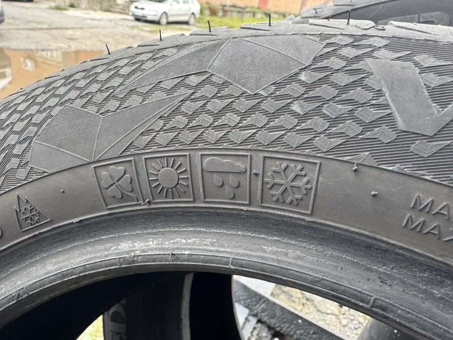 Всесезонні шини Vredestein 155/70 R13 на славуту таврію матіз