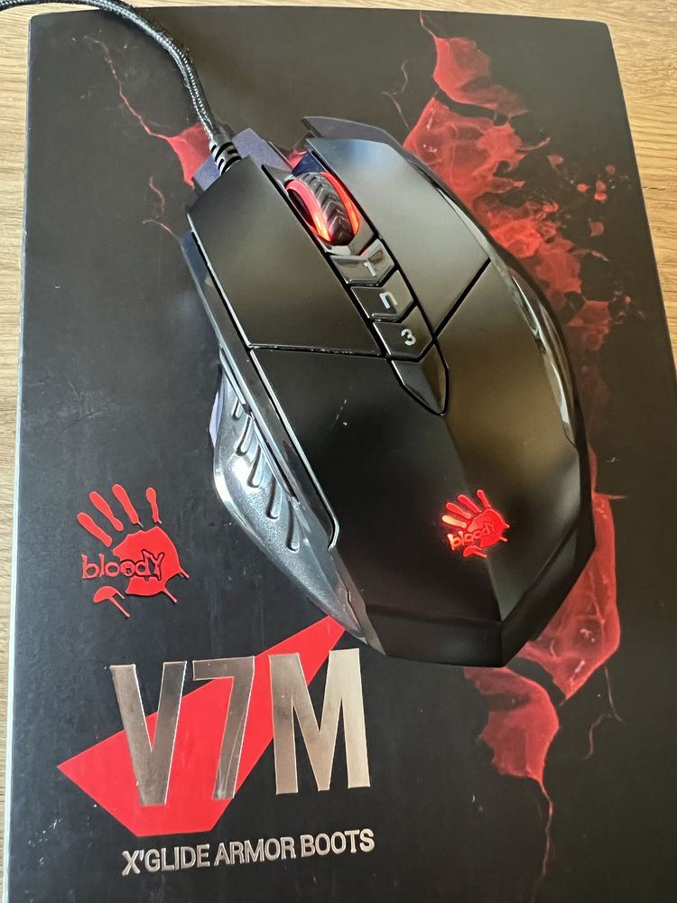 Мишка Bloody V7M