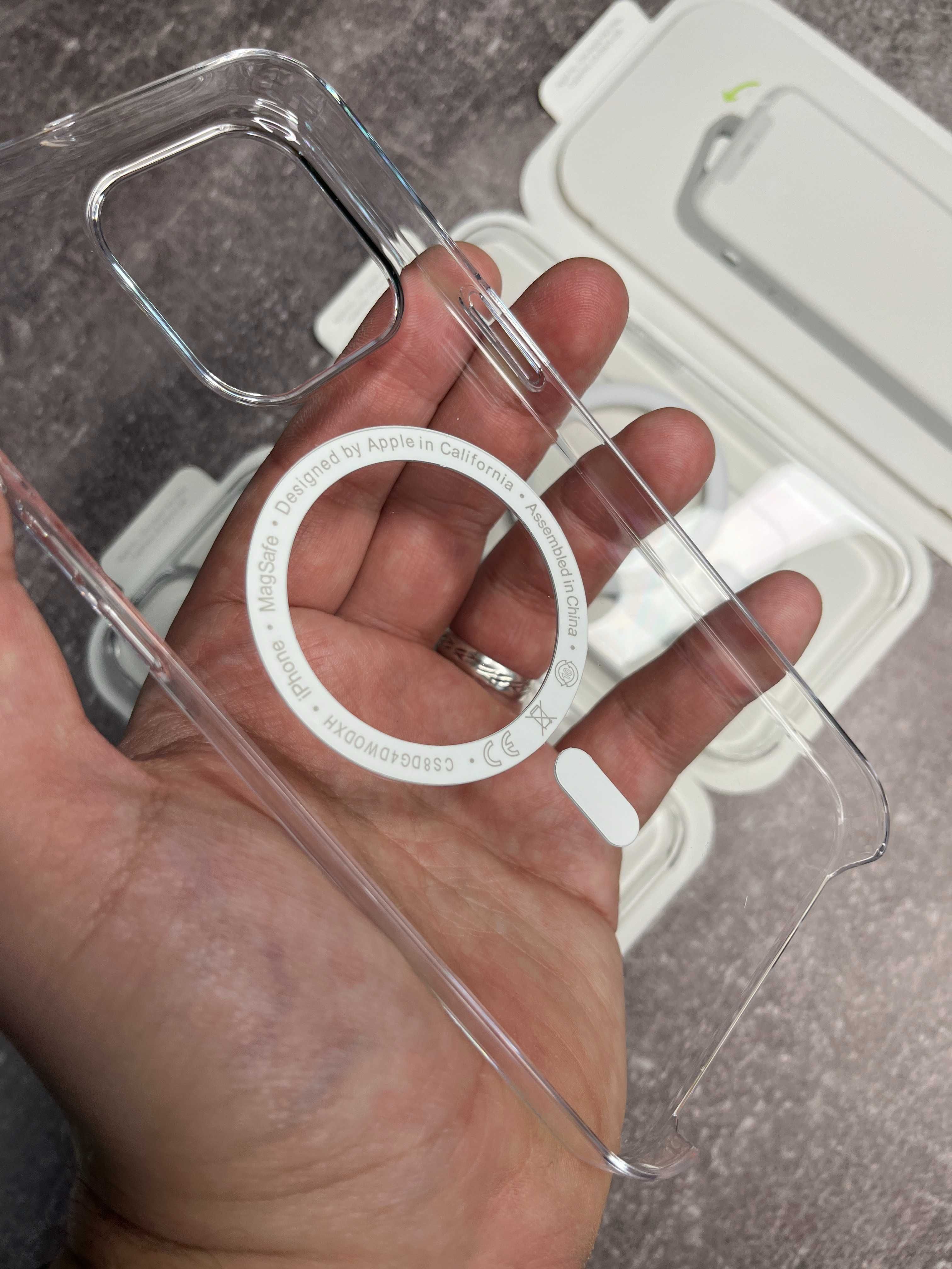 Чохол Clear Case MagSafe + Animation для iPhone 15 Pro Max Айфон