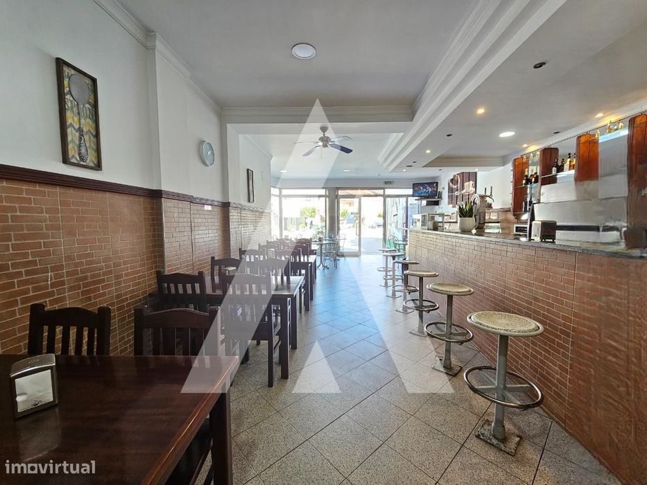 Restaurante para trespasse localizado na Palhaça, Oliveira do Bairro