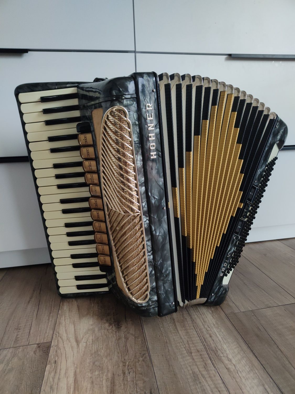 Akordeon Hohner Verdi V musette 120 Limitowana Edycja