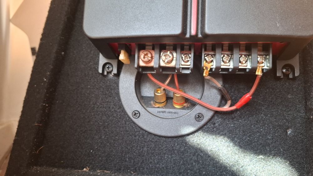 Caixa de som com módulo 500w64553065741699123