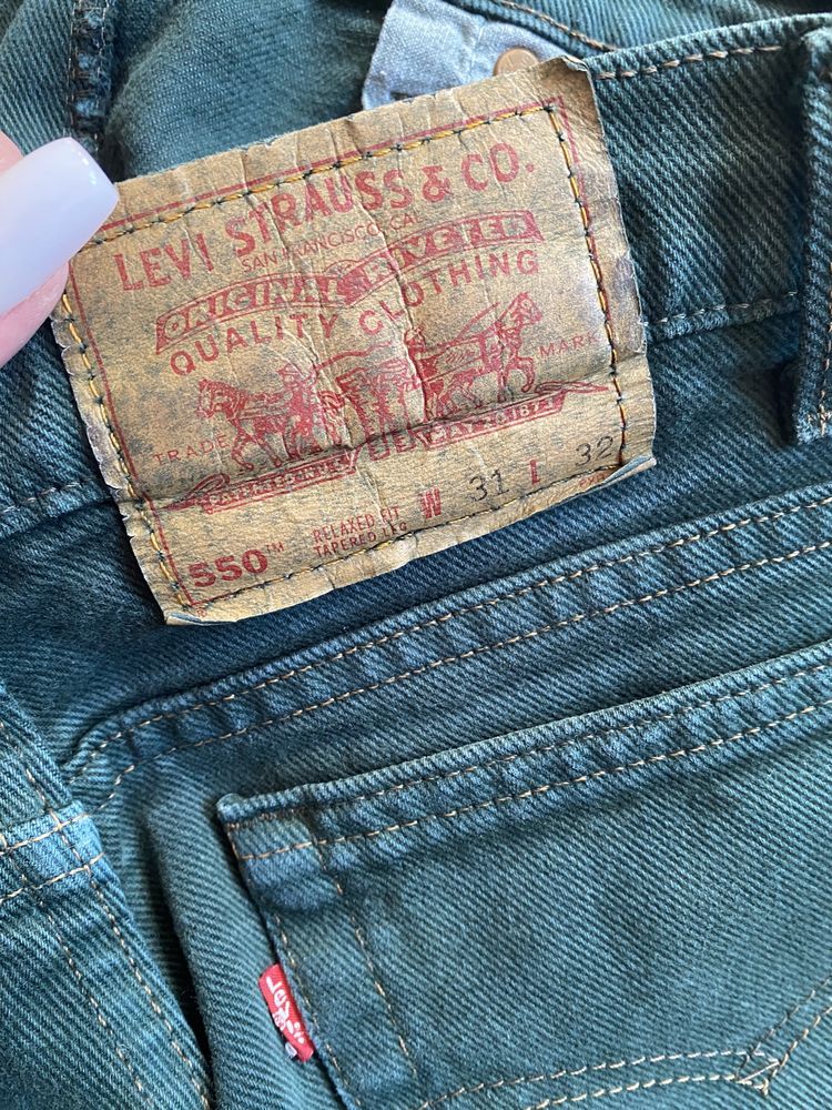 Джинси Levi's 550