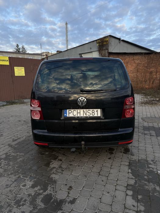 Volkswagen Touran 2007 год , 2.0 дизель , Автомат !