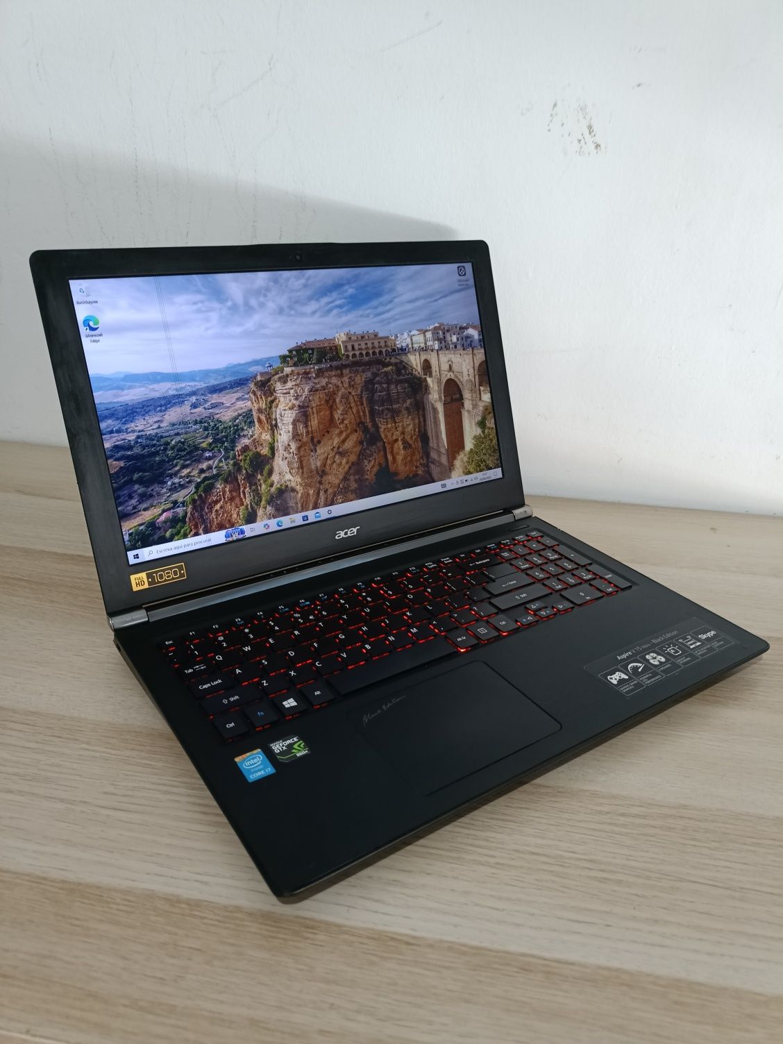 Portátil i7 + Nvme + Gráfica Aspire V15 Nitro Black Edition