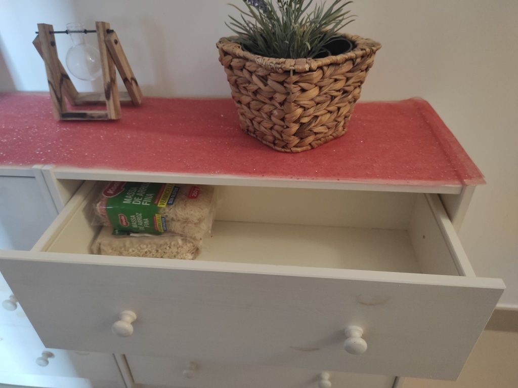 Duas cómodas do IKEA RAST
