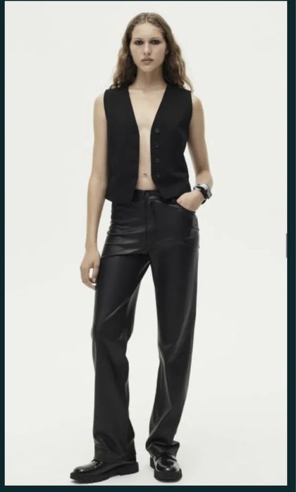 Штани zara 40р еко шкіра, Жіночі джинси
