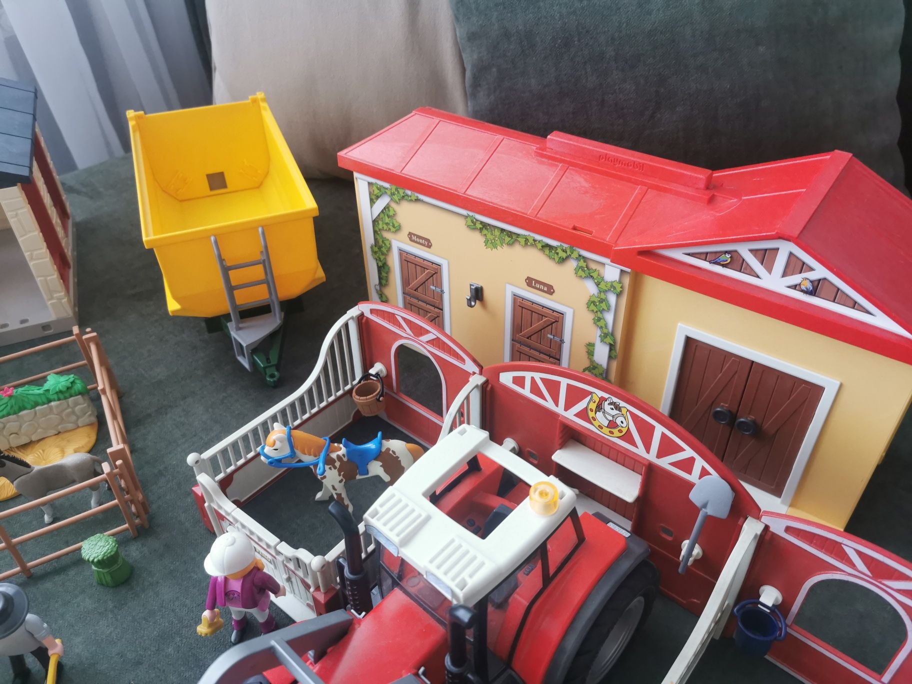 Klocki Playmobil country, pojazdy, zagroda, traktor z przyczepą