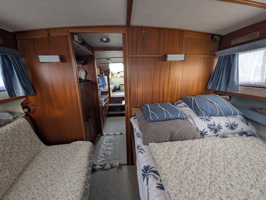 Jacht morski Coronet 32 Oceancraft diesel STEYR 236 Marine 220km