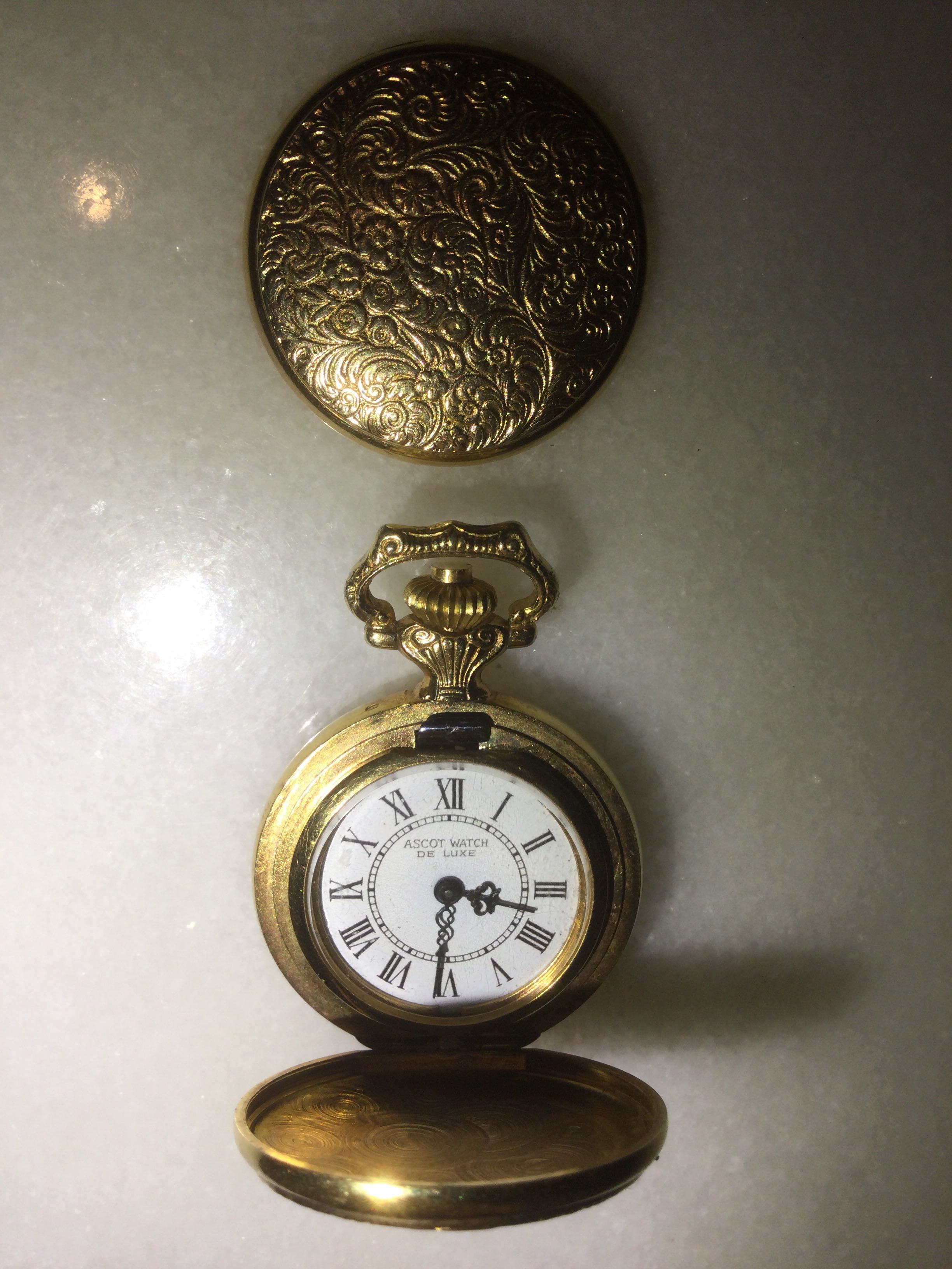 Relógio Ascot Watch Suíço Plaquet ouro Dois contrastes 2,7 cm funciona